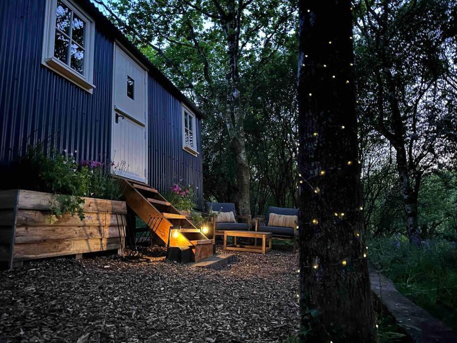 Cornwall Woodland Shepherd'S Hut - Dennis Hut Bodmin Exterior photo